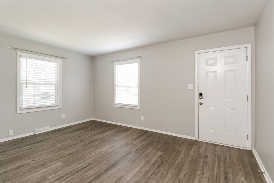 Building Photo - 619 Kentbrook Dr