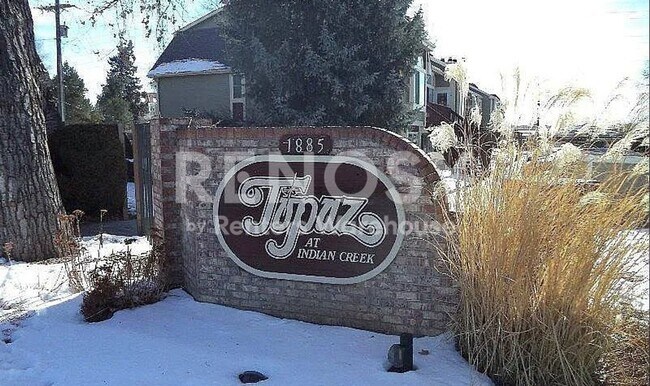Building Photo - Don't miss this 1 Bed 1 Bath gem!