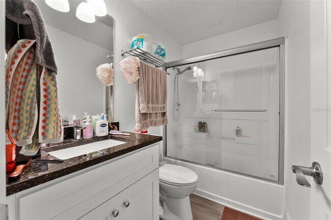 Building Photo - 109 Reserve Cir