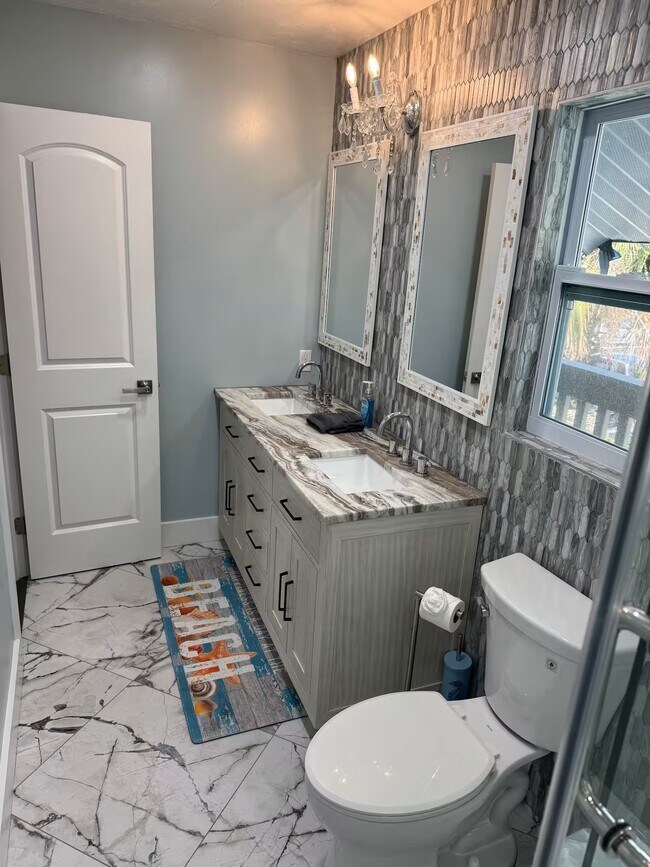 Building Photo - 3839 Sandstone Ct