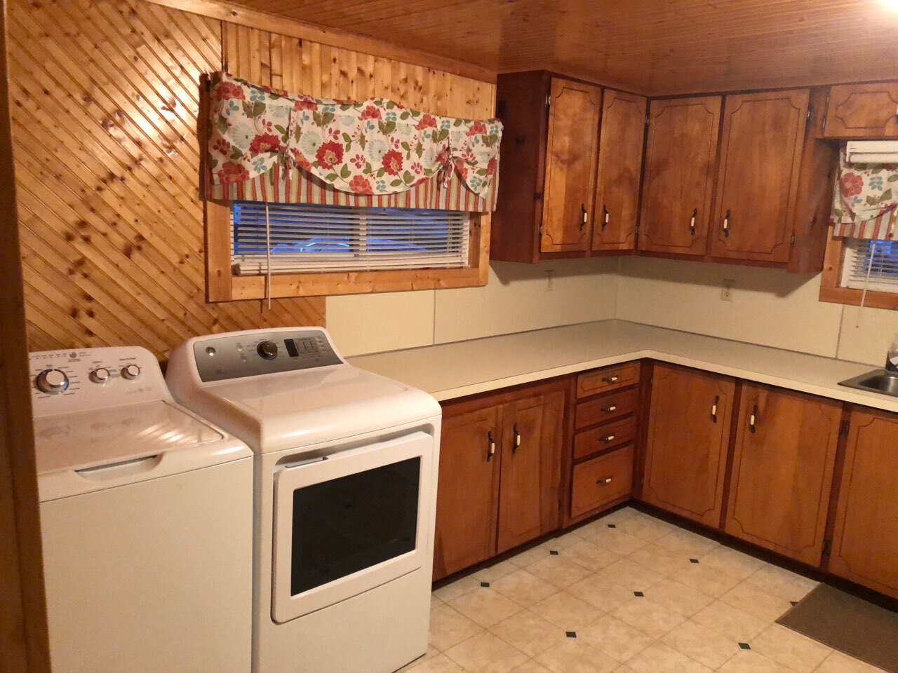 Gas dryer - 108 Stowe Acres