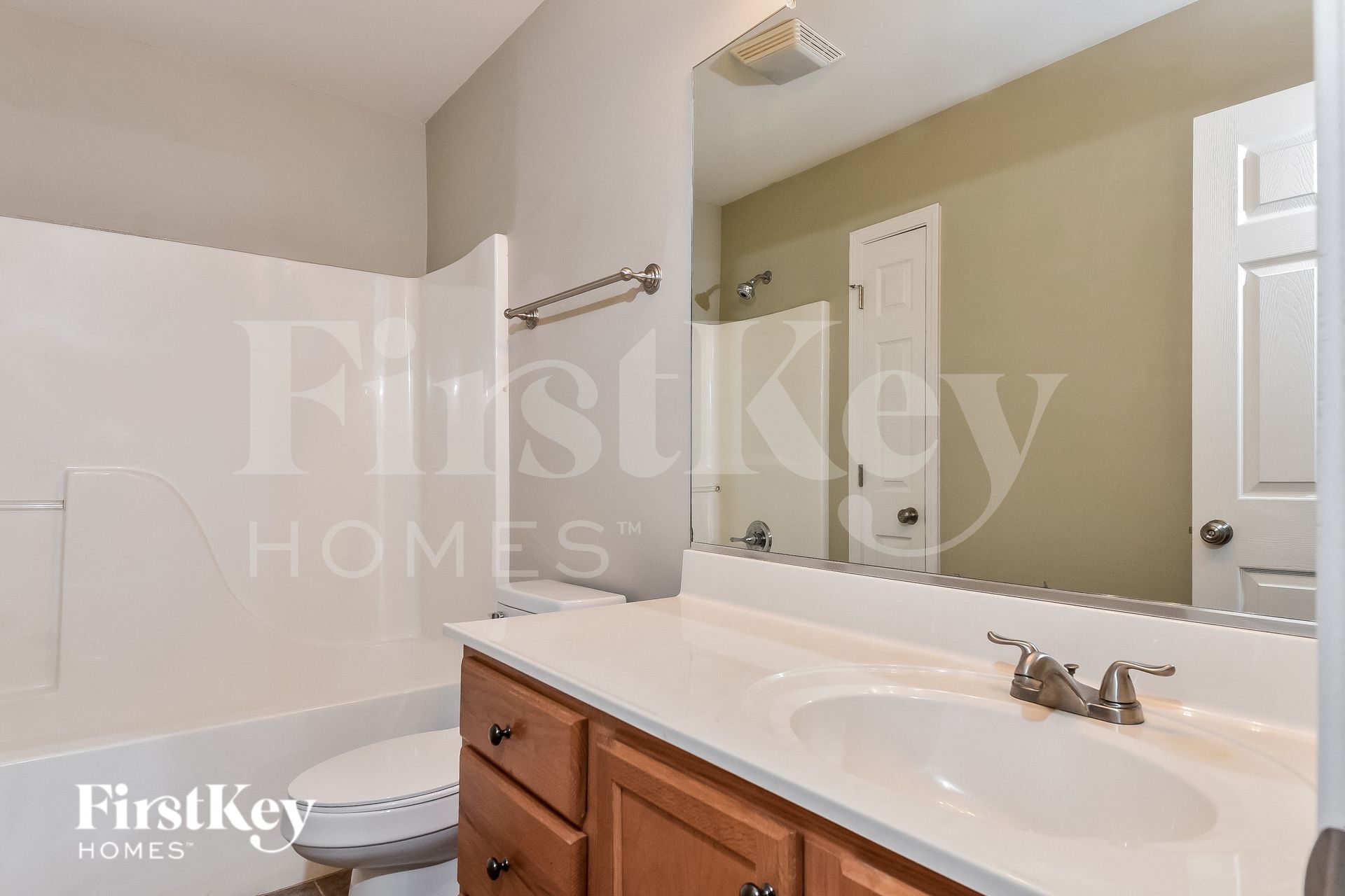 Building Photo - 3922 Bluestem Dr
