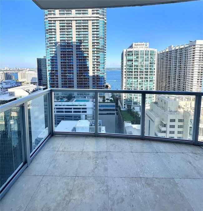 Building Photo - 1060 Brickell Ave