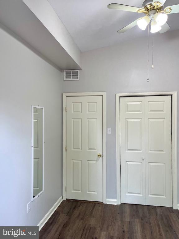 Building Photo - 5 Warfel Dr