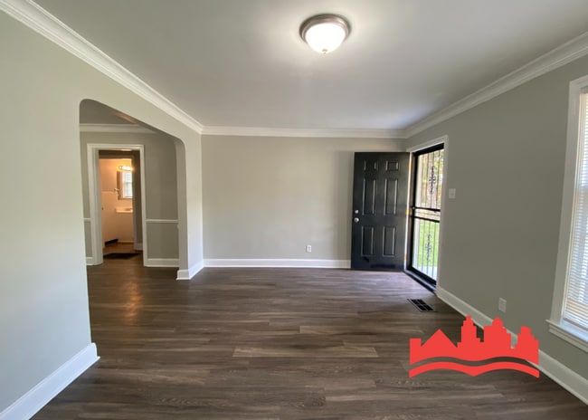 Building Photo - 956 Goodman St