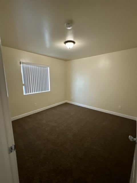 Building Photo - 10512-10514 S San Pedro St