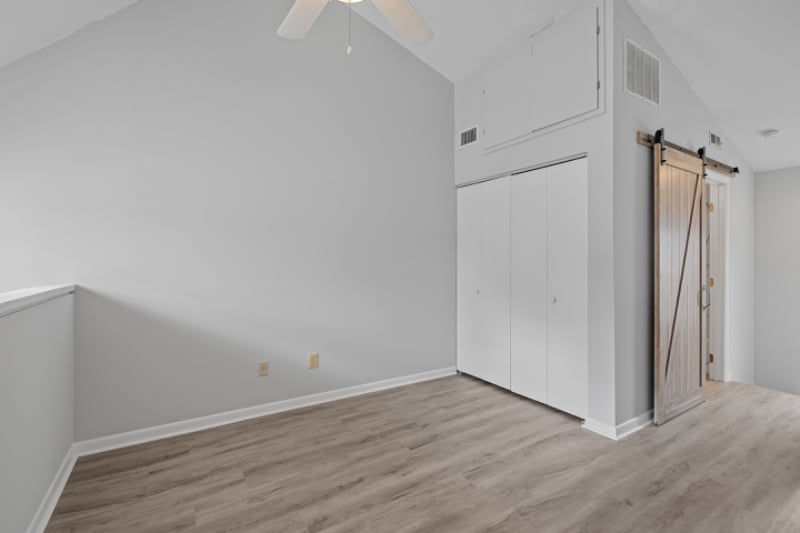 Building Photo - 721 N Poplar St