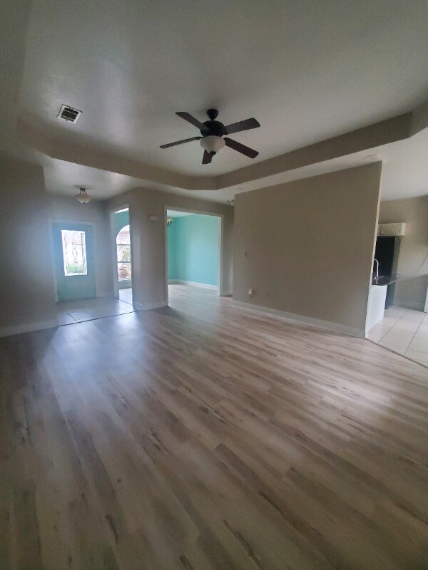 Building Photo - 1061 Gage Dr