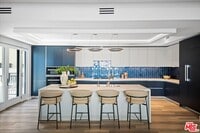 Building Photo - 160 N La Peer Dr