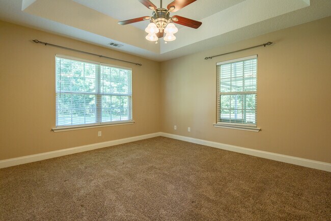 Building Photo - 633 Wilkinson Rd