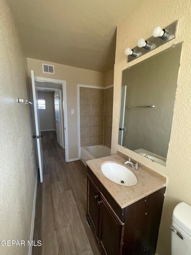 Building Photo - 5016 Wilmoth Ct