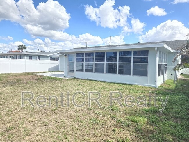 Building Photo - 13311 Susan Dr