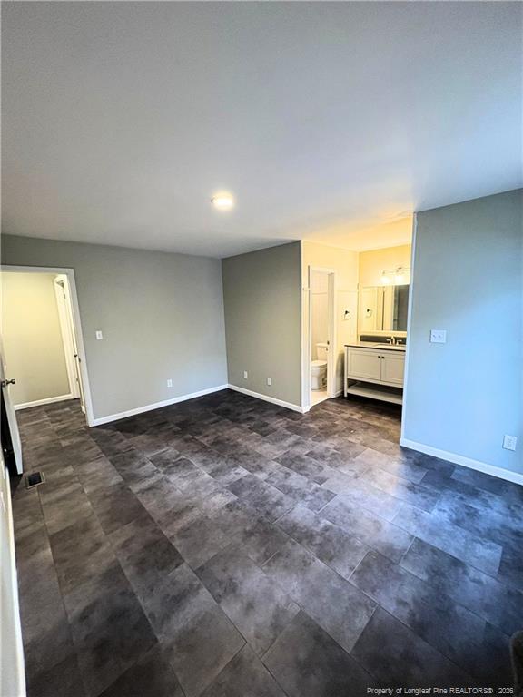 Building Photo - 5200 Sundown Dr