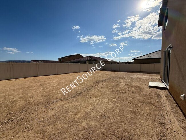 Building Photo - 6030 W Ave J 9