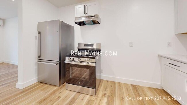 Building Photo - 167 Kennebec Rd