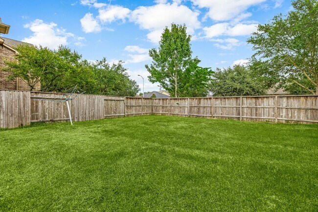 Building Photo - 9415 Herons Grove Ln