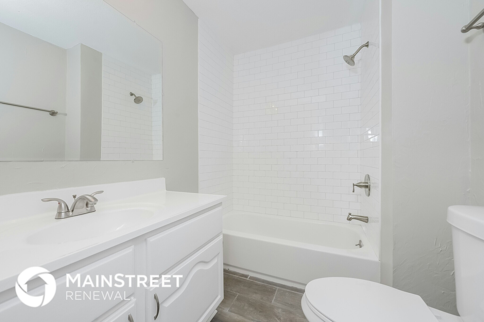 Building Photo - 6400 Longview Rd