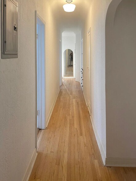 Hall - 2807 Hillcrest Dr