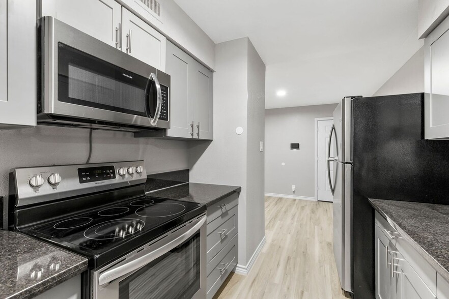 Building Photo - 1401 Garrett St
