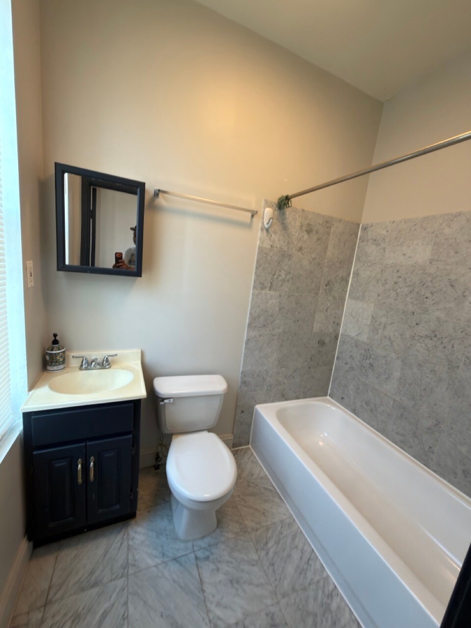 Primary full bath - 1727 New Jersey Ave NW