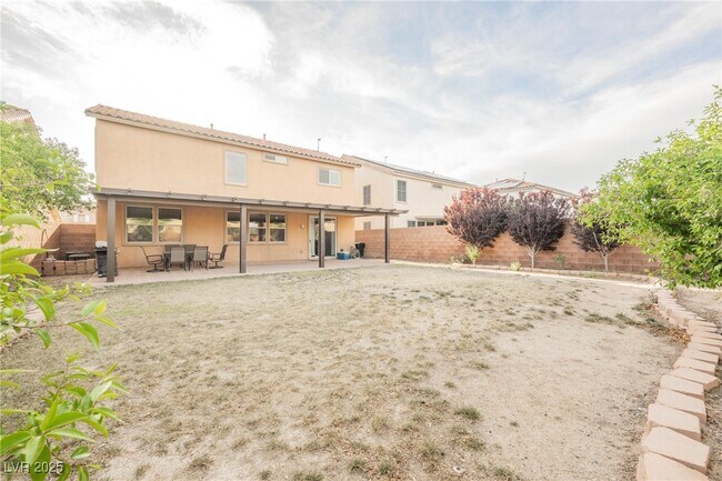 Building Photo - 6720 Song Sparrow Ct
