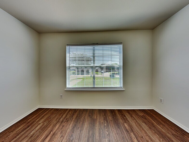 Building Photo - 4713 Bridlewood Ln