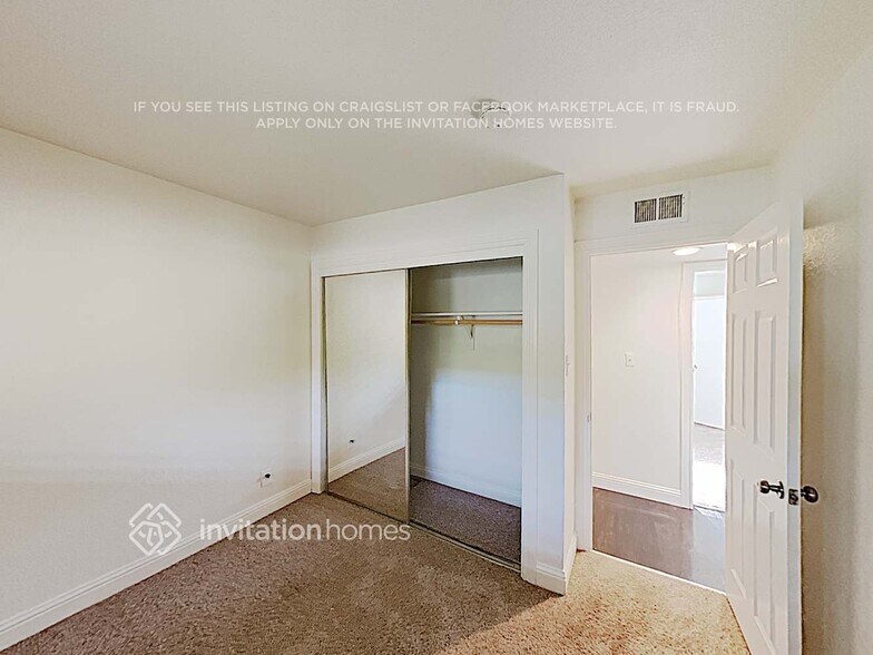 Building Photo - 5621 San Juan Ave