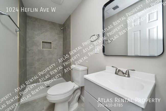 Building Photo - 1024 Heflin Ave W