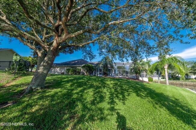 Building Photo - 13 Clear Ct