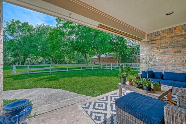 Building Photo - 32515 Westminster Dr