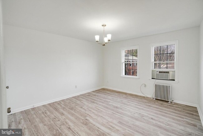 Building Photo - 5110 Columbia Pike