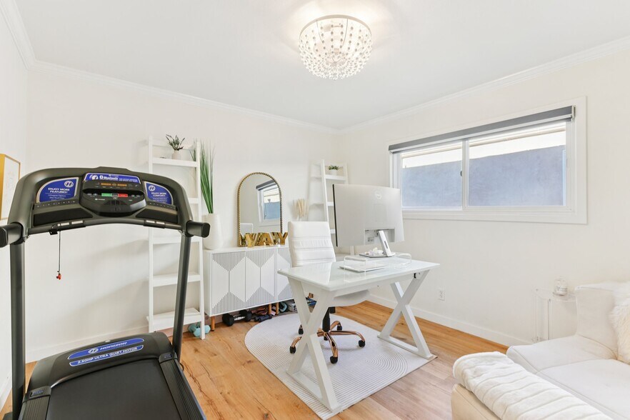 Building Photo - 665 Washington Blvd