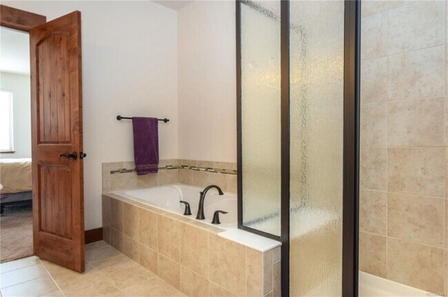 Building Photo - 3646 Como Ct
