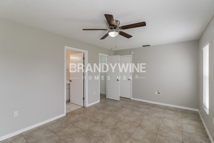 Building Photo - 2542 Jennifer Dr