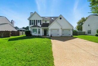 Building Photo - 3077 Silver Maple Dr