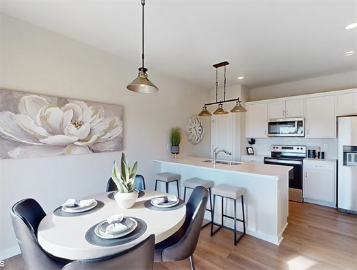 Building Photo - 3400 Dreusicke Dr