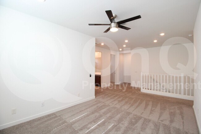 Building Photo - 1158 E Sabino Dr