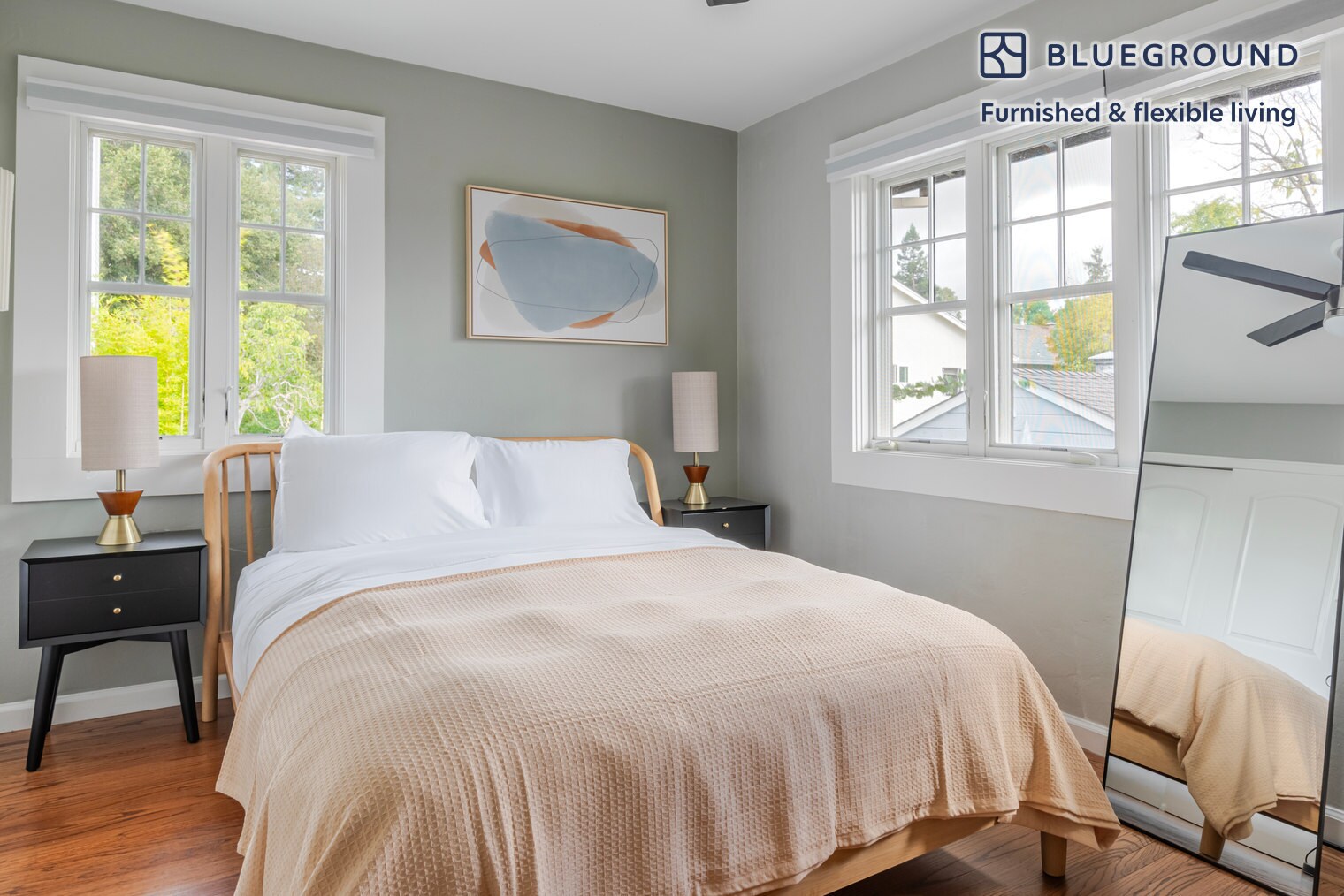 Building Photo - 329 Hawthorne Ave