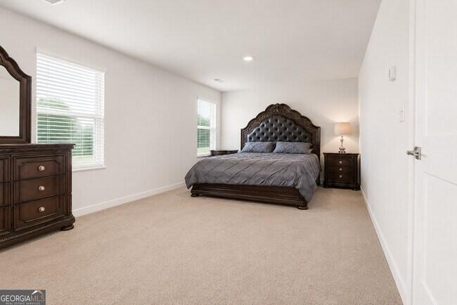 Building Photo - 1129 Bluecoat Cir