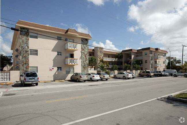 Building Photo - Sunside Apartments