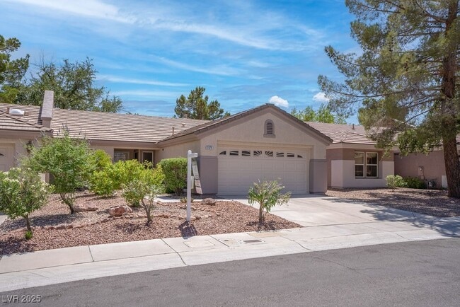 Building Photo - 2079 Poppywood Ave