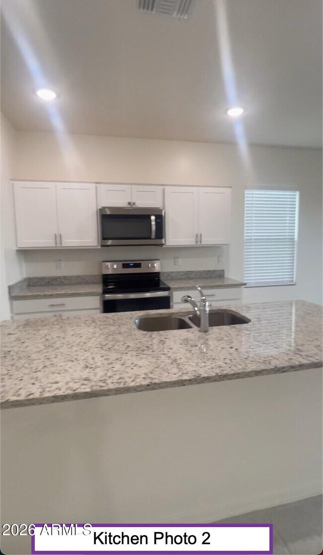 Building Photo - 16663 W Christy Dr