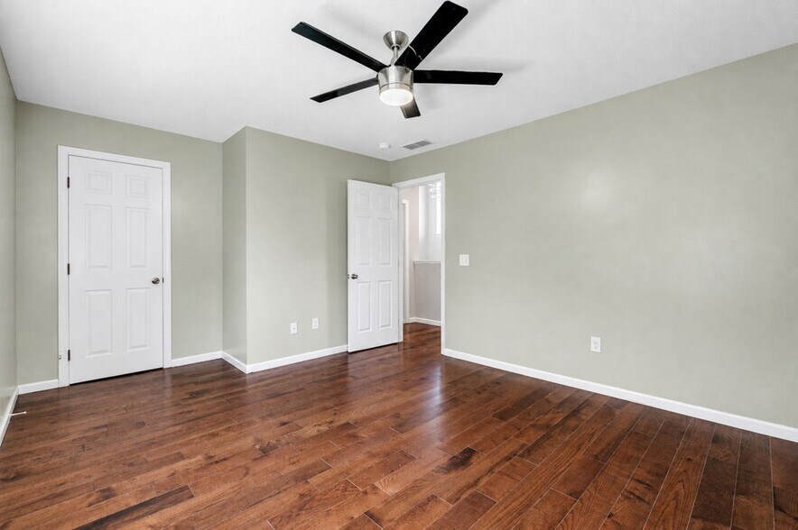 Building Photo - 6 Wild Rose Ct