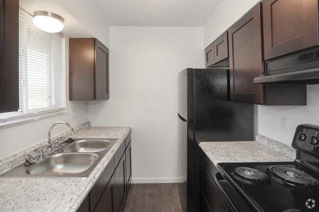 Interior Photo - Sawmill Apartments