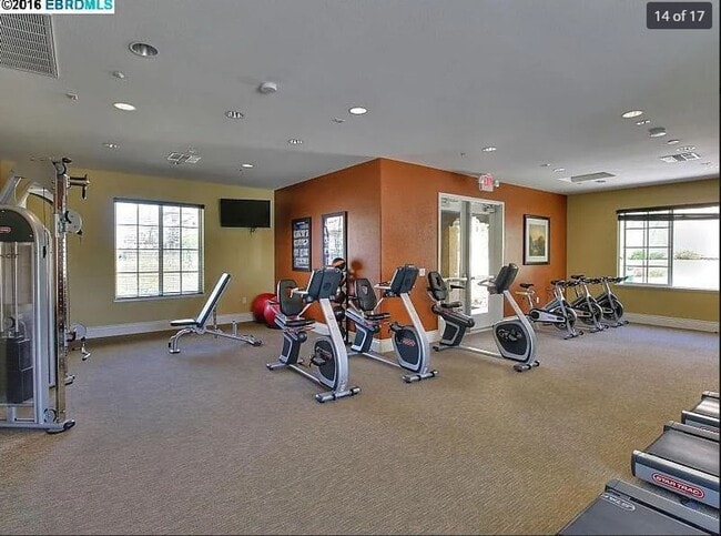Building Photo - $3,790 - GORGEOUS 3 BEDROOM HOME IN EAST D...
