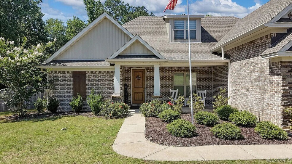 Building Photo - 397 Southern Hills Dr