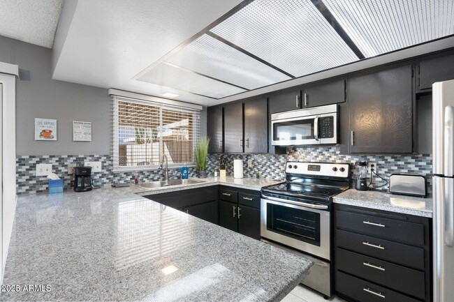 Building Photo - 6921 E Osborn Rd