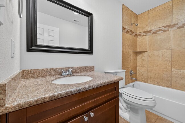 Building Photo - 6115 Shadow Isle Ln