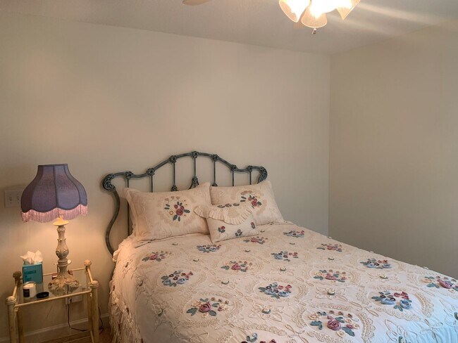 Building Photo - Beautiful, 1st Floor Unfurnished,  Bedroom Condo at Riverwoods in Murrells Inlet!