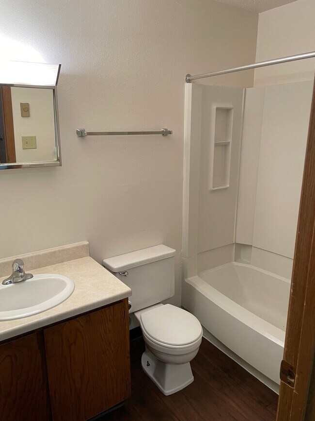 Floorplan - Campus Edge Apartments